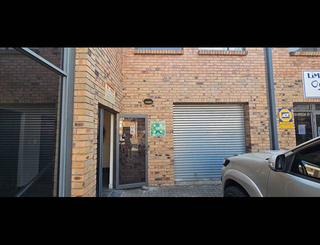 170M² WAREHOUSE TO LET IN NELSPRUIT CENTRAL